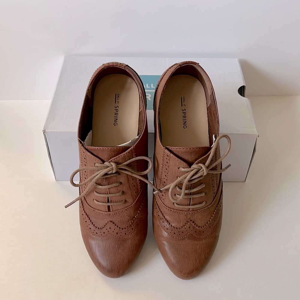 Call It Spring Sorvagur classic shoes size 10 in brown